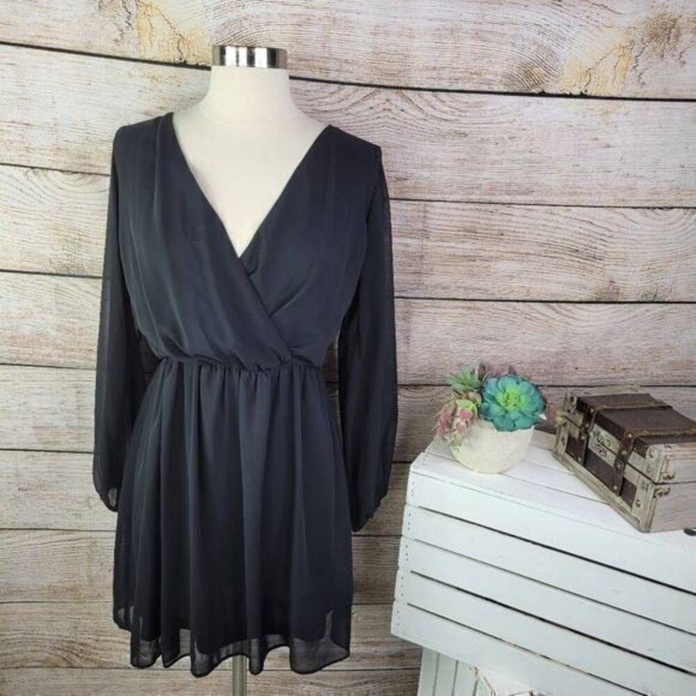 Asos Women's Black Bishop Long‎ Sleeve Lace Flower Back Wrap Dress Size 2